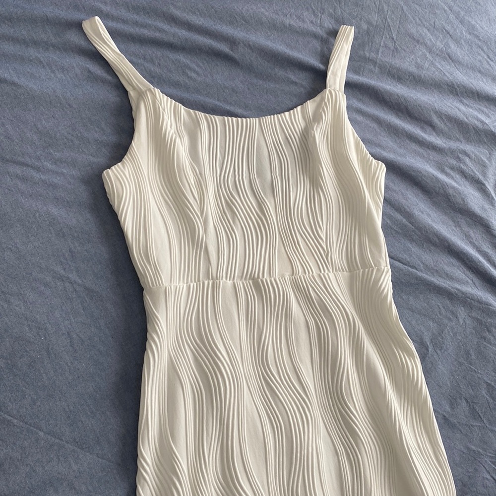 White Rihoas Ripple Backless midi length dress for bridal events! Never worn